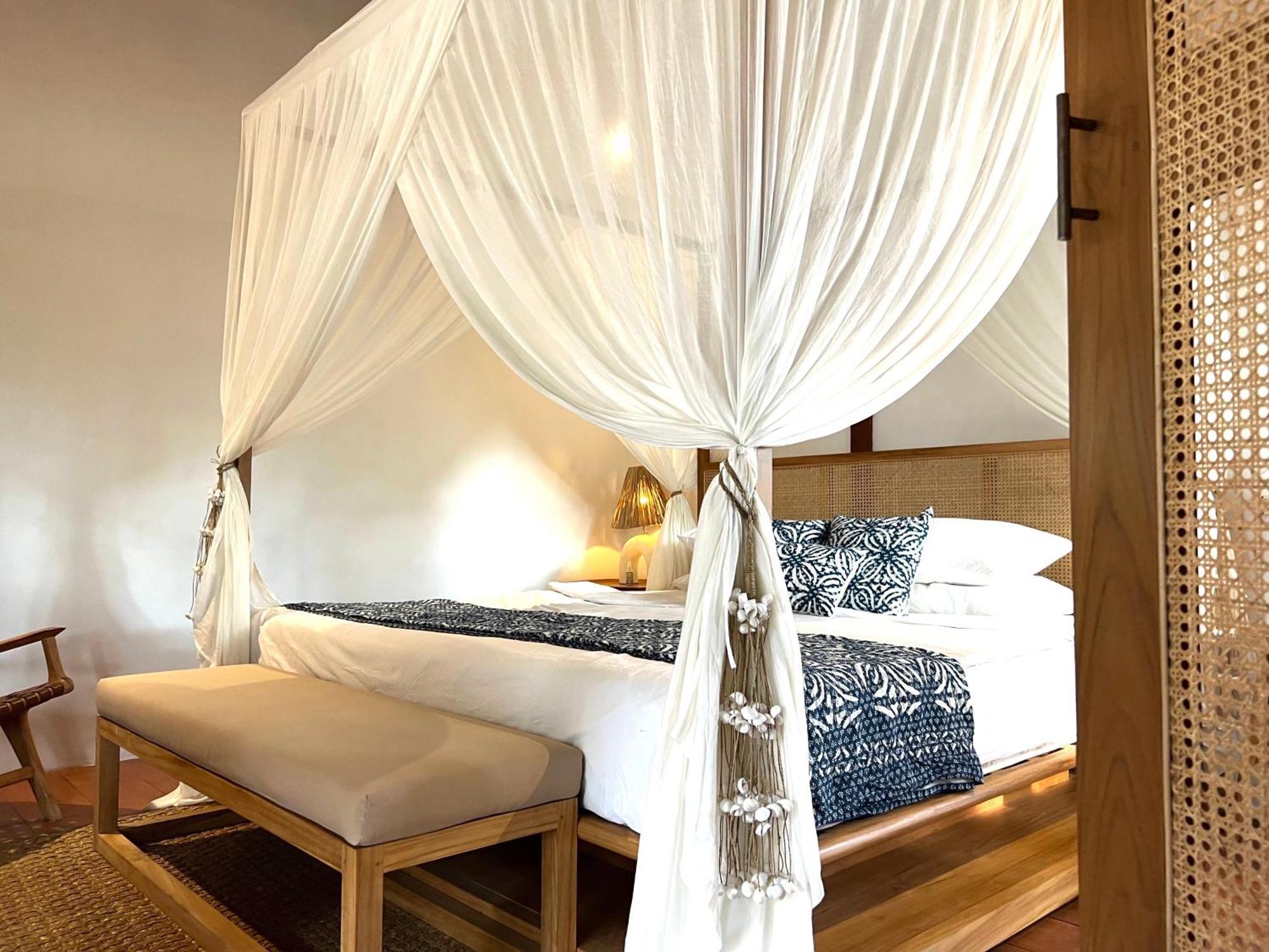 גילי טרוונגן The Gili Beach Resort מראה חיצוני תמונה