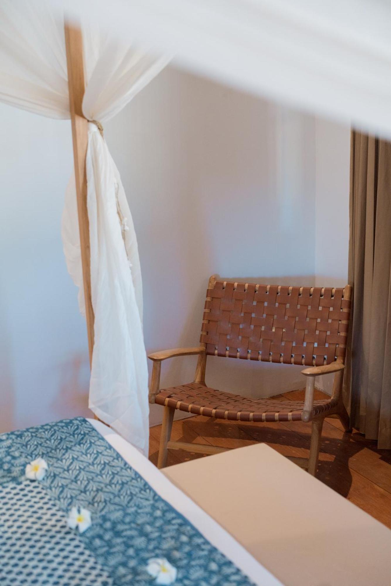 גילי טרוונגן The Gili Beach Resort מראה חיצוני תמונה