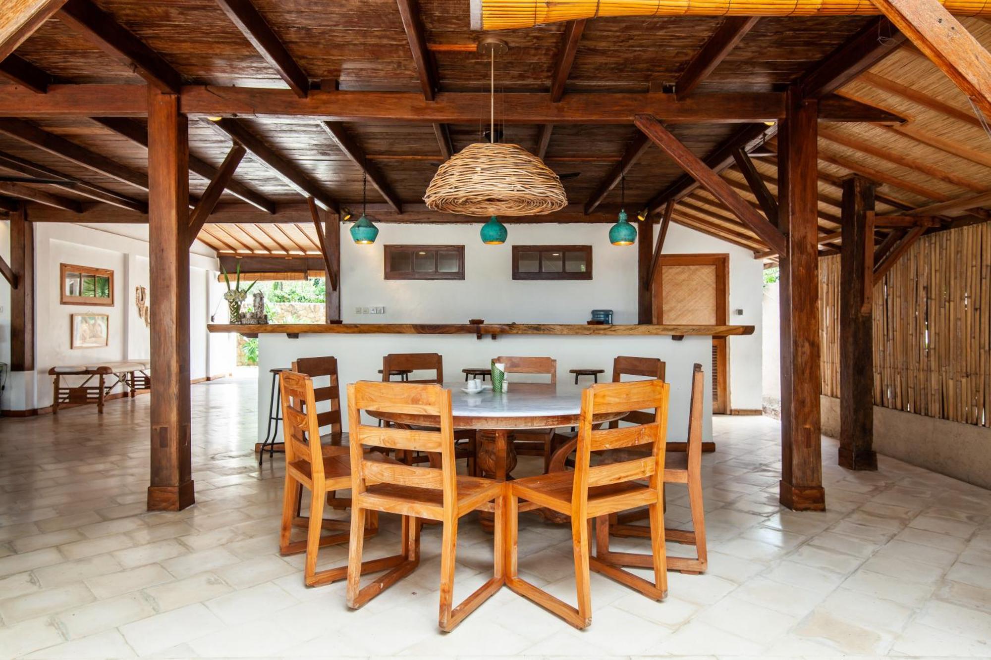 גילי טרוונגן The Gili Beach Resort מראה חיצוני תמונה