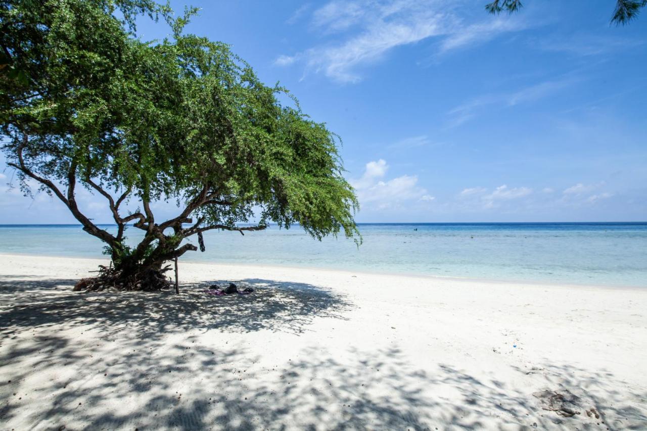 גילי טרוונגן The Gili Beach Resort מראה חיצוני תמונה